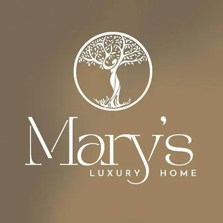 Mary's Luxury With Swimming Pool *
